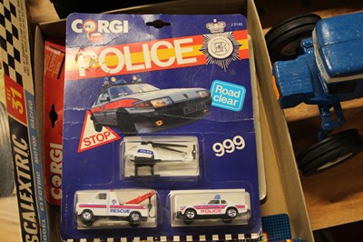 Lot 1573 - A small quantity of boxed diecast models, to...