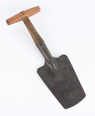 Lot 3415 - A 19th century strawberry planting spade,...