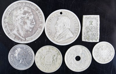 Lot 3460 - World, a large collection of miscellaneous...