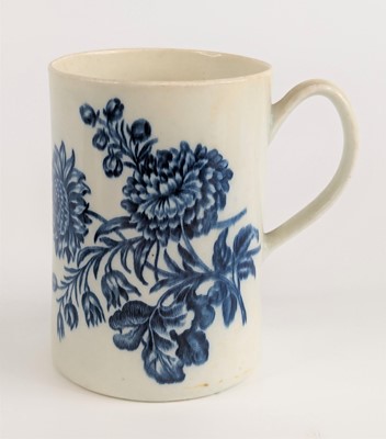 Lot 2079 - A Worcester blue and white porcelain tankard,...