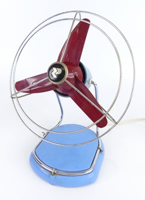 Lot 115 - A 1970s Pifco electric desk fan, with hinged...