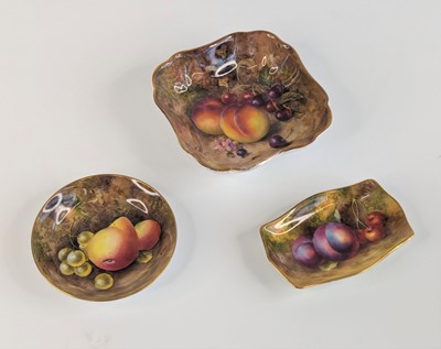 Lot 2106 - A Royal Worcester pin tray, circa 1936, hand...