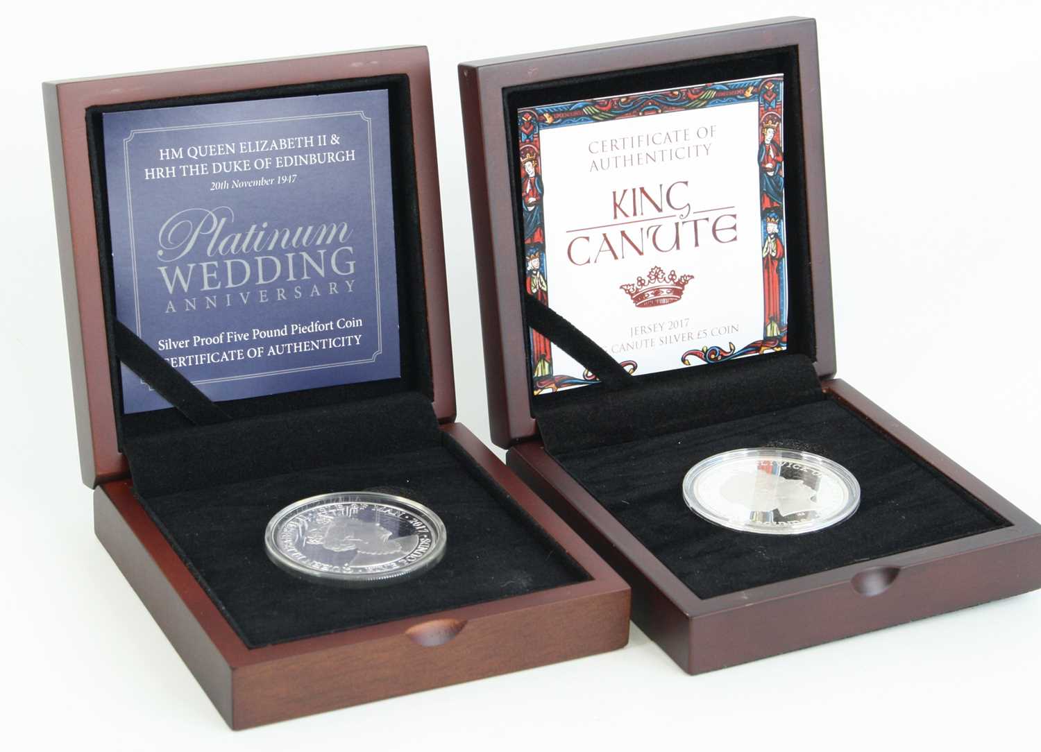 Lot 3018 - Isle of Man, 2017 H.M. Queen Elizabeth II &...