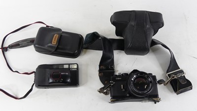 Lot 164 - A collection of photography equipment, to...