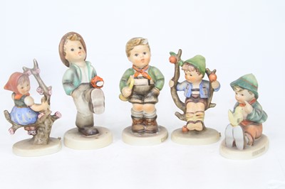 Lot 176 - A collection of five Goebel's pottery figures...