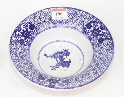 Lot 190 - A Chinese blue and white porcelain bowl, of...