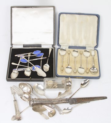 Lot 270 - A part set of five George V silver and...