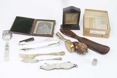 Lot 296 - Miscellaneous items to include a daguerreotype...