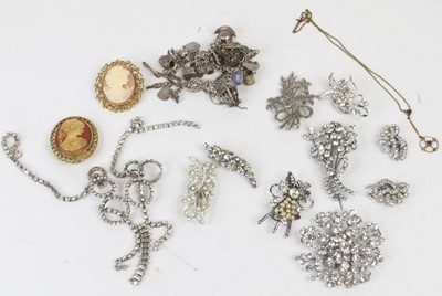 Lot 476 - A collection of costume jewellery, to include...