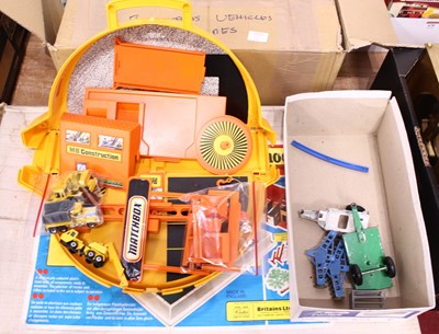 Lot 668 - A small quantity of various diecast to include...