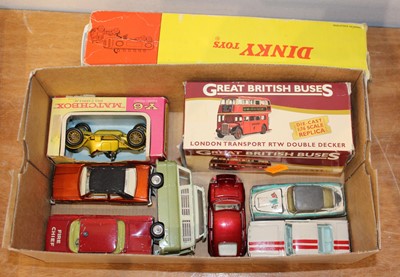 Lot 670 - A small quantity of loose and boxed diecast to...