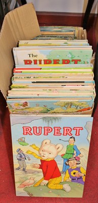 Lot 682 - A small quantity of Rupert children's annuals...