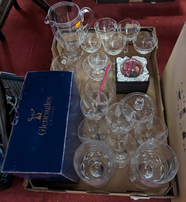 Lot 606 - A collection of glassware, to include...