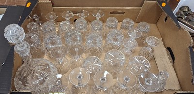 Lot 629 - A collection of crystal glassware