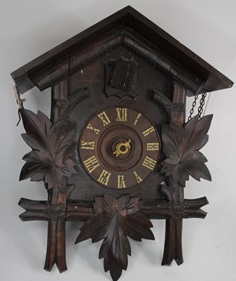 Lot 725 - A vintage Swiss style cuckoo clock