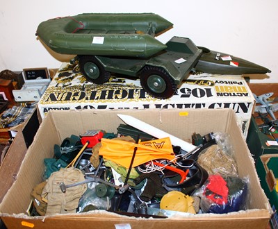 Lot 733 - A tray containing action man related...