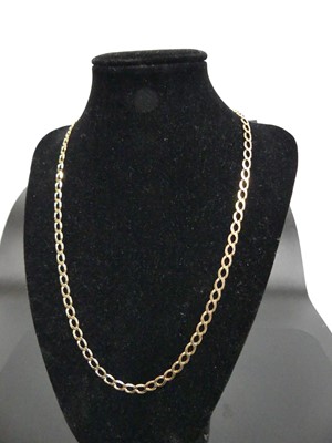 Lot 393 - A modern 9ct gold flat curblink neck chain, 11....