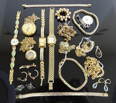 Lot 426 - Assorted costume jewellery, to include lady's...