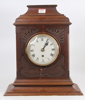 Lot 1592 - An early 20th century American walnut cased...