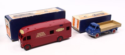 Lot 1468 - A Dinky Toys group of two to include No. 581...