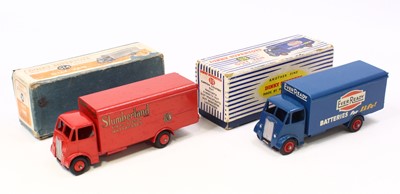 Lot 1498 - A Dinky Toys group of two boxed models to...