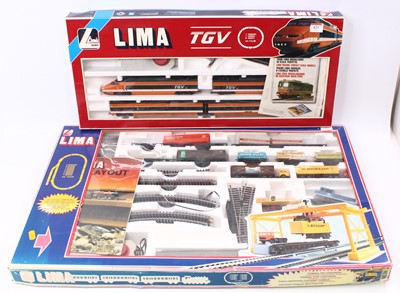 Lot 423 - Two Lima train sets: TGV with power car, dummy...