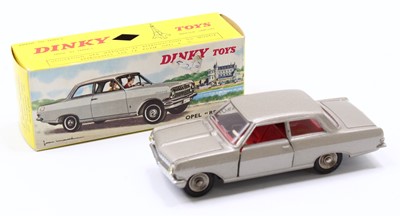 Lot 1200 - French Dinky Toys No. 542 Opel Rekord...