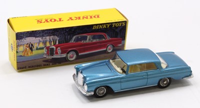 Lot 1209 - French Dinky Toys, 533, Mercedes Benz 300 SE...