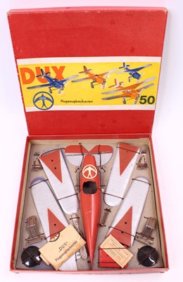 Lot 1971 - A DUX Aeroplane construction set No. 50 of a...