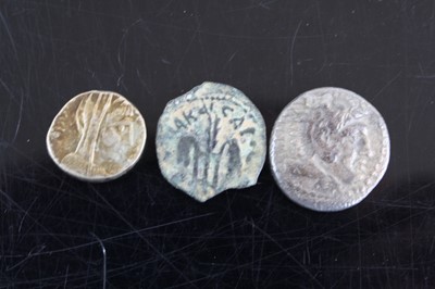 Lot 3070 - Westminster, a collection of coins to include...