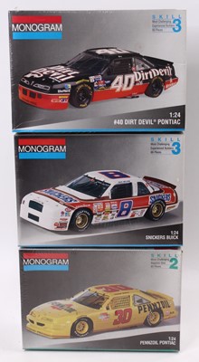 Lot 1784 - MONOGRAM 1.24 scale, NASCAR kit, 2939...