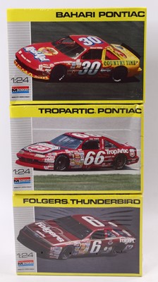 Lot 891 - MONOGRAM 1.24 scale, NASCAR kit, 2928...