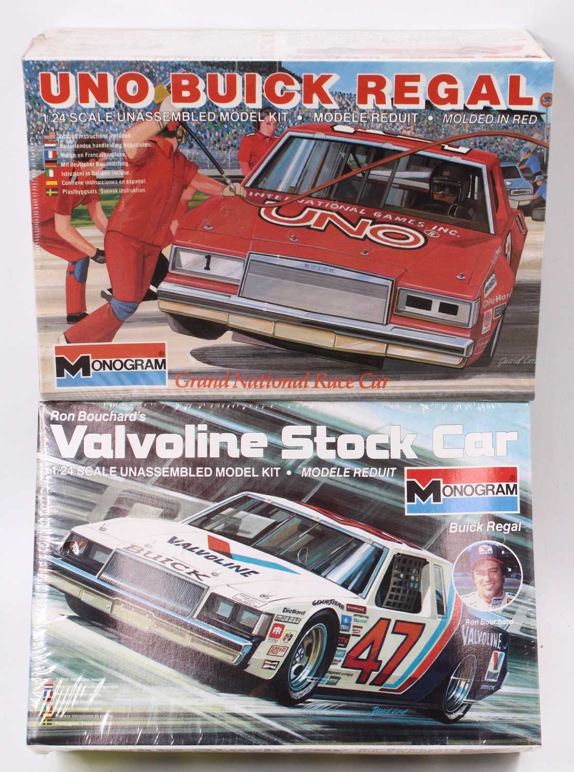 Lot 2052 - MONOGRAM 1.24 scale, NASCAR kit, 2205 ‘Uno’...