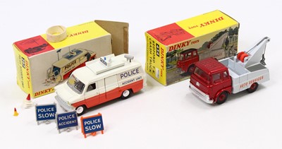 Lot 1495 - A Dinky Toys group of two boxed models to...