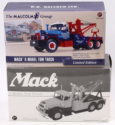 Lot 938 - A Mack group of two boxed models to include a...