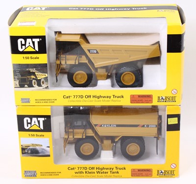 Lot 809 - A Norscot 1/50 scale group of two CAT boxed...