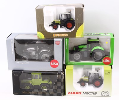 Lot 2111 - Siku/other farm diecast group of five 1/32...