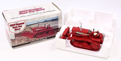 Lot 816 - An ERTL 1/50 scale No. 4533TA International...