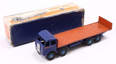 Lot 1319 - Dinky Toys No. 503 Foden Flat Truck with...