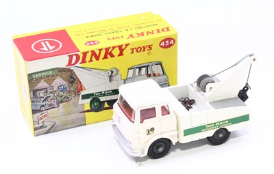 Lot 1257 - Dinky Toys, 434 Bedford TK crash truck 'TOP...