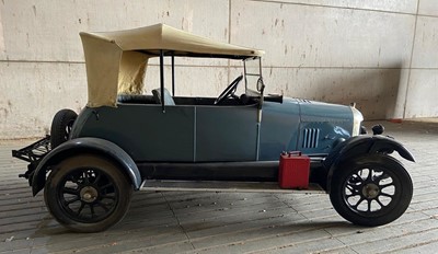 Lot 4001 - A 1925 Morris Cowley Occassional Four model...