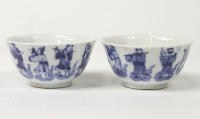 Lot 75 - A pair of Chinese blue & white glazed...