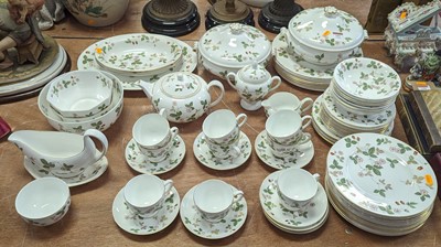 Lot 157 - A Wedgwood Wild Strawberry pattern tea &...