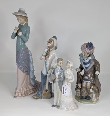 Lot 179 - A collection of four Lladro and Casades...