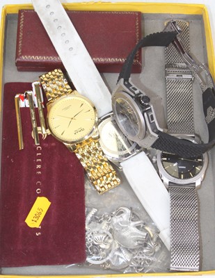 Lot 250 - Miscellaneous items to include gent's fashion...