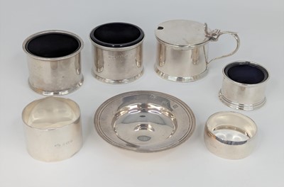 Lot 351 - A George V silver mustard of cylindrical form...