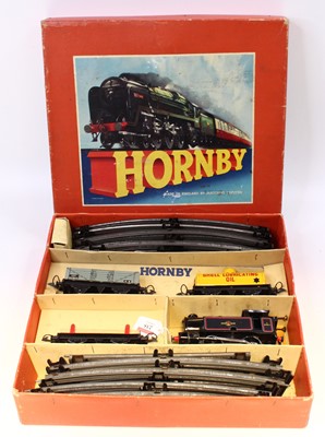 Lot 235 - 1954-8 Hornby 0 gauge No.40 Tank  Goods set,...