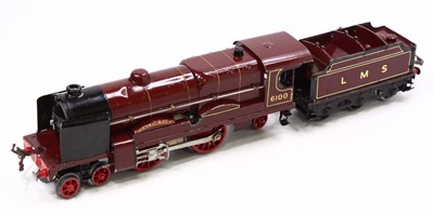 Lot 243 - 1936-41 Hornby 0-gauge clockwork loco & tender...