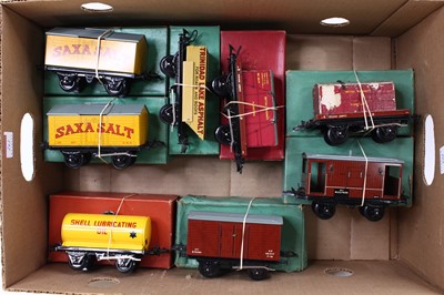 Lot 263 - Eight Hornby 0-gauge No.50 wagons: two Saxa...