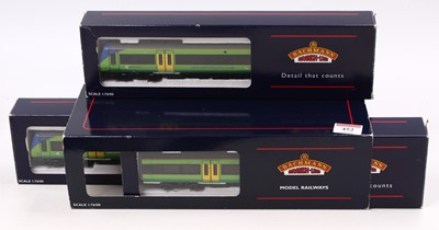 Lot 452 - 32-460 Bachmann Branch-line class 170/5...